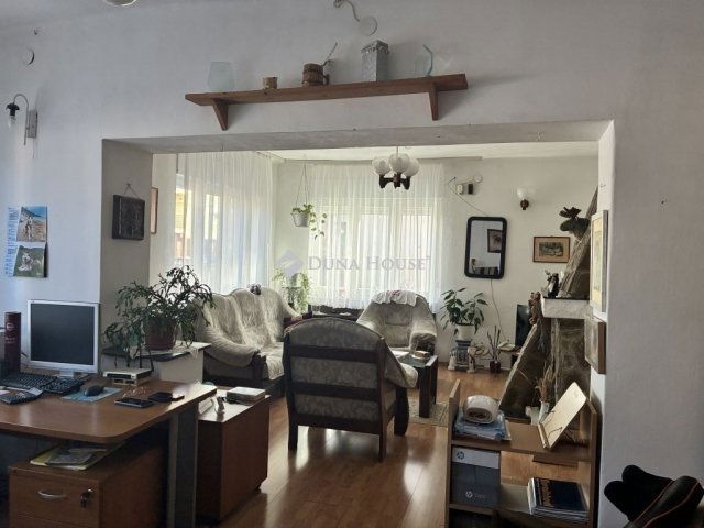 Eladó családi ház, Budapesten, XVIII. kerületben 99 M Ft