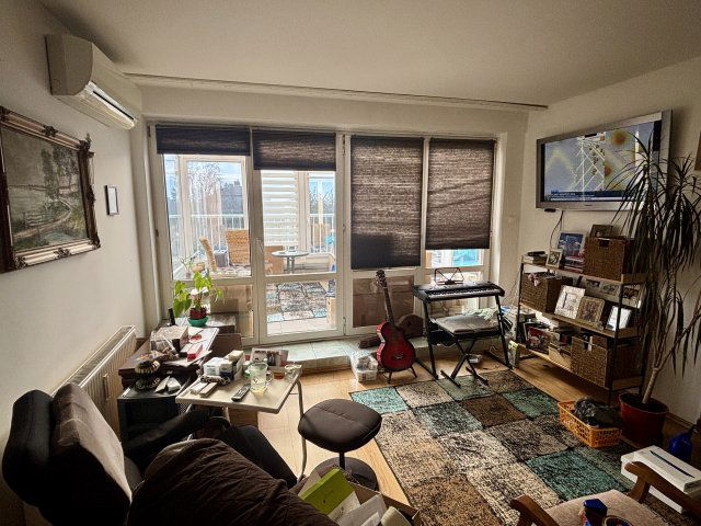 Eladó téglalakás, Keszthelyen 74.9 M Ft, 2 szobás