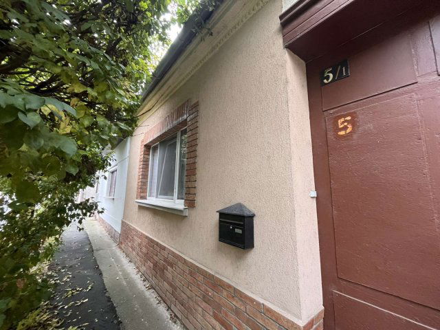 Eladó ikerház, Gyulán 44.9 M Ft, 2+1 szobás