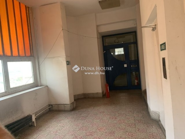 Eladó iroda, Budapesten, X. kerületben 330.75 M Ft