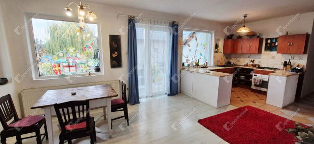 Kiadó családi ház, albérlet, Nyékládházán 220 E Ft / hó