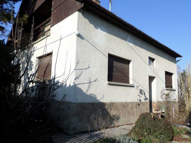 Eladó családi ház, Martonvásáron 87.5 M Ft, 5 szobás