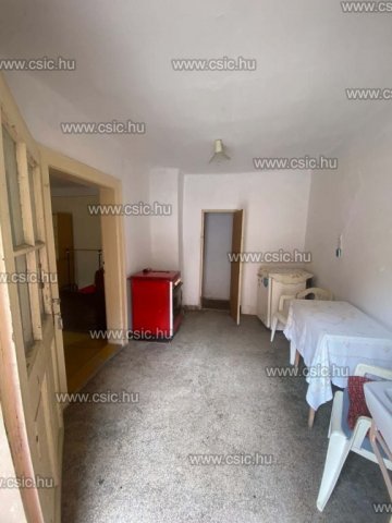 Eladó családi ház, XVII. kerületben, Rákoscsaba utcában