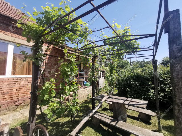 Eladó családi ház, Pölöskefőn 14.5 M Ft, 3 szobás