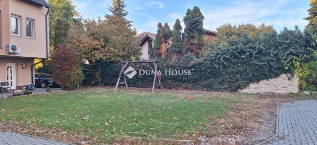 Eladó téglalakás, Kecskeméten 69.9 M Ft, 3 szobás