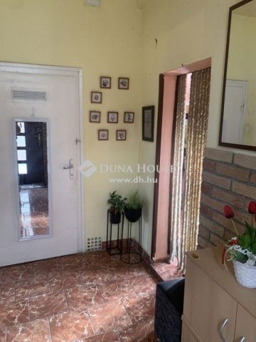 Eladó családi ház, Tolnán 37 M Ft, 3 szobás