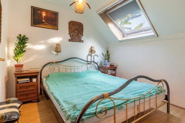 Eladó ikerház, Budapesten, XI. kerületben 350 M Ft, 9 szobás