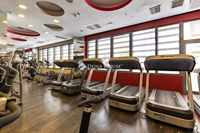 Eladó téglalakás, Budapesten, VI. kerületben 95.9 M Ft, 2 szobás