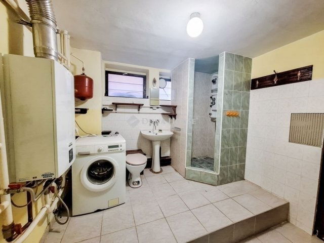 Eladó családi ház, Budapesten, XVI. kerületben 109.9 M Ft