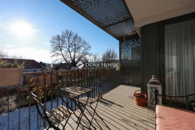 Eladó téglalakás, Budapesten, III. kerületben 119 M Ft, 2 szobás