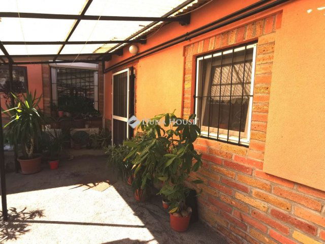 Eladó családi ház, Dorogon, Árpád utcában 42.4 M Ft, 3 szobás