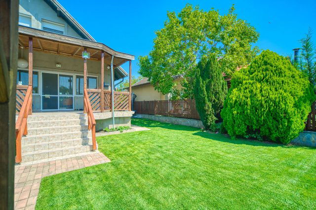 Eladó ikerház, Gyálon 114.9 M Ft, 4+2 szobás