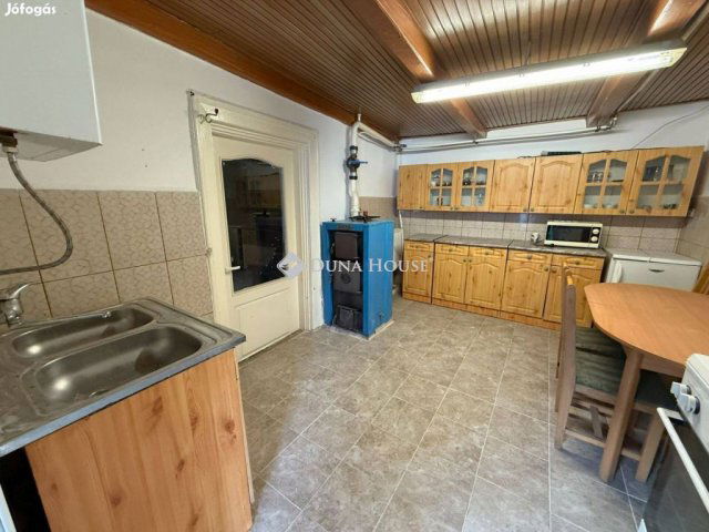 Eladó családi ház, Bicskén, Arany János utcában 35.9 M Ft