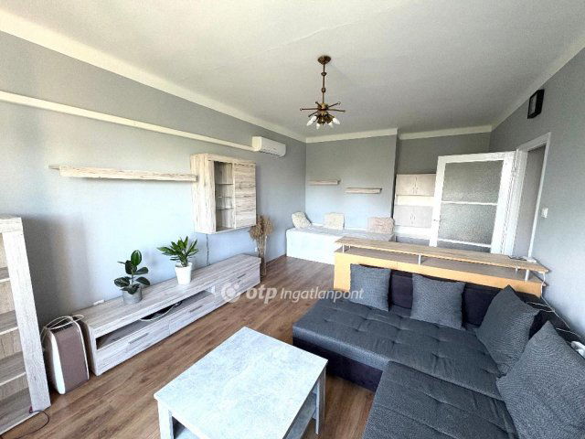 Eladó panellakás, Miskolcon 27.99 M Ft, 2 szobás