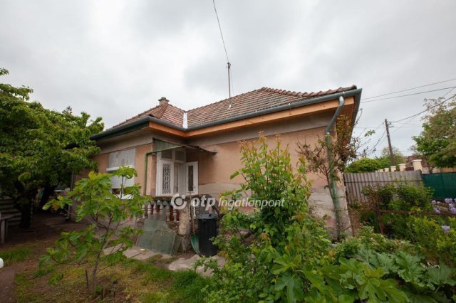 Eladó családi ház, Budapesten, XVII. kerületben 74 M Ft