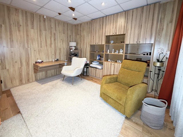 Kiadó üzlethelyiség, Budaörsön 200 E Ft / hó