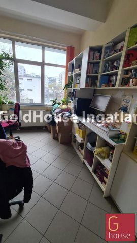 Kiadó iroda, Budapesten, X. kerületben, Fehér úton