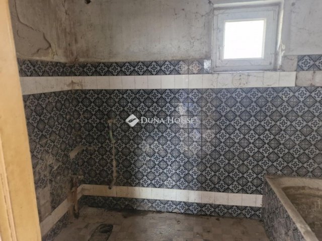 Eladó ikerház, Szegeden 58.128 M Ft, 2 szobás