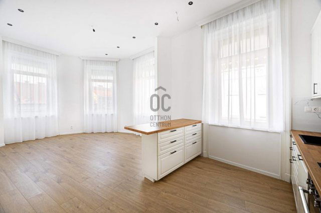 Eladó téglalakás, Budapesten, IX. kerületben 234.9 M Ft