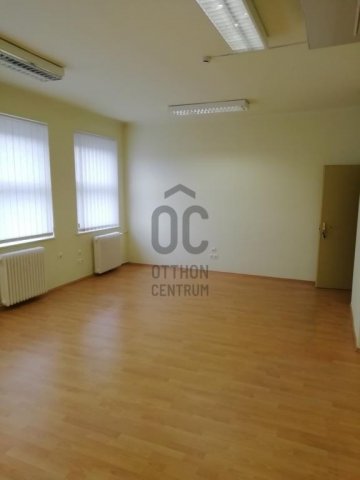 Eladó iroda, Budapesten, X. kerületben 779 M Ft