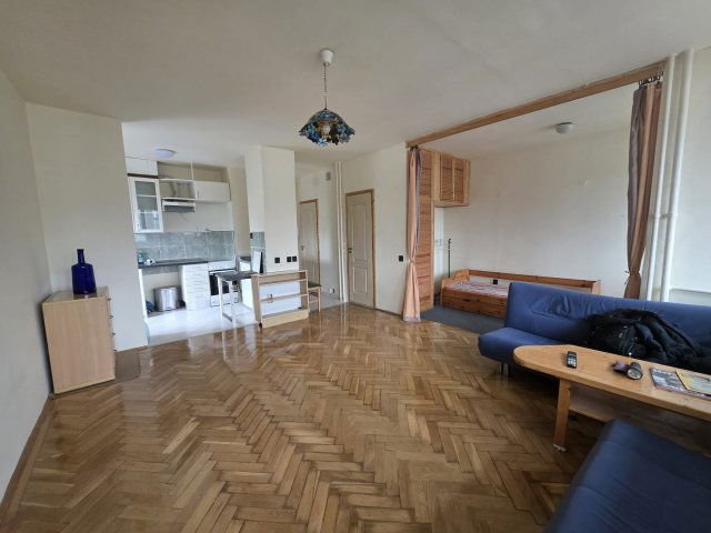 Kiadó téglalakás, albérlet, II. kerületben, Budakeszi úton