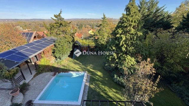 Eladó családi ház, Leányfaluban 219 M Ft, 5 szobás