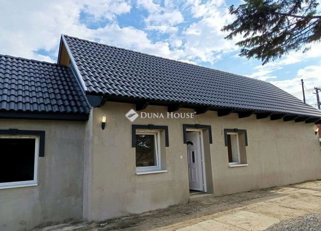 Eladó családi ház, Abonyban 38.5 M Ft, 3 szobás