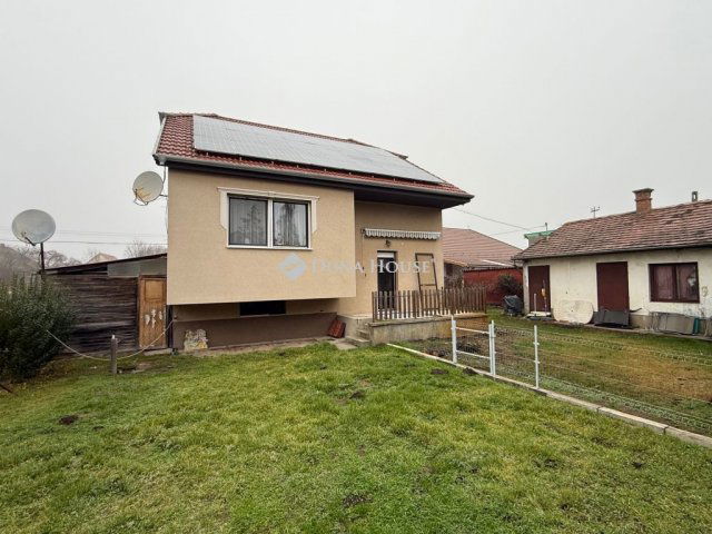 Eladó családi ház, Kecskeméten 94.9 M Ft, 5 szobás