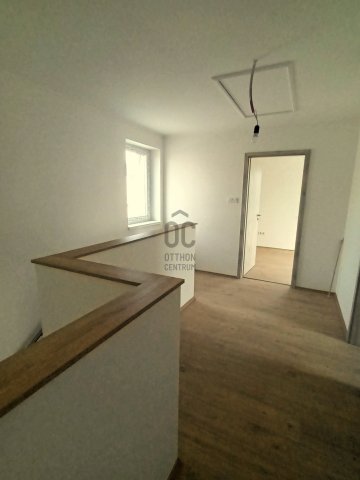 Eladó családi ház, Budapesten, XVIII. kerületben 159.99 M Ft
