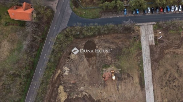 Kiadó ipari ingatlan, Monoron 1750 E Ft / hó