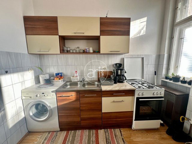 Eladó téglalakás, Szegeden, Bodzafa utcában 43.9 M Ft, 1 szobás