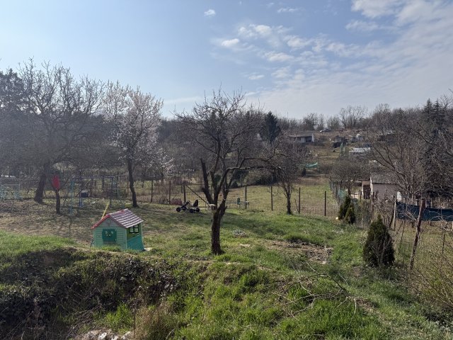 Eladó családi ház, Biatorbágyon 70 M Ft, 3 szobás