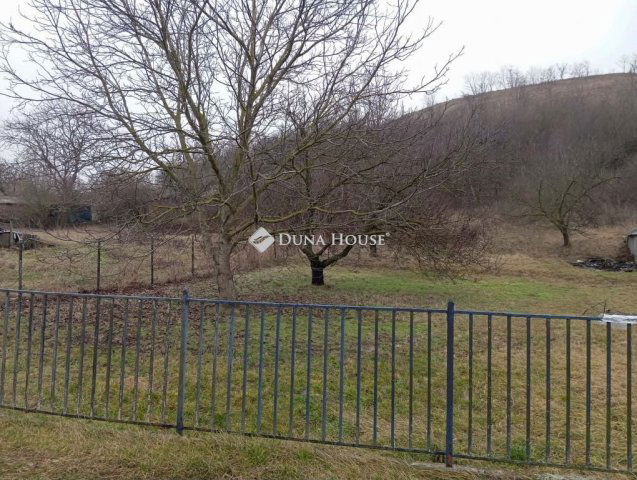 Eladó telek, Nagysápon 5 M Ft / költözzbe.hu