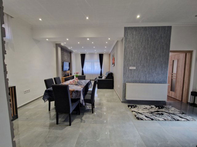 Eladó családi ház, Újszászon 46 M Ft / költözzbe.hu