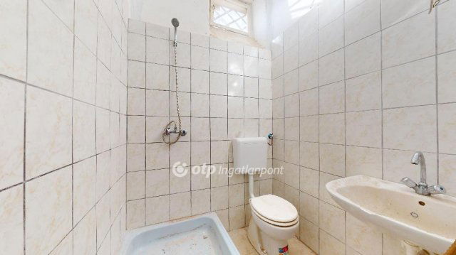 Eladó családi ház, Emődön 19 M Ft, 2 szobás