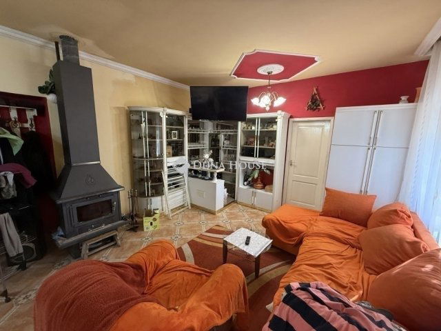 Eladó családi ház, Kecskeméten 79.9 M Ft, 6 szobás