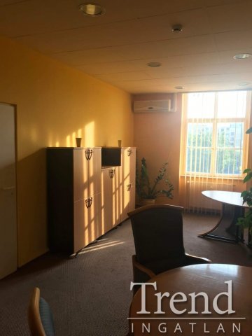 Eladó családi ház, Dunaújvárosban 18.9 M Ft, 3 szobás