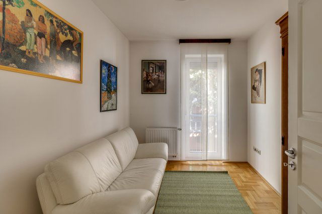 Kiadó téglalakás, albérlet, III. kerületben, Beszterce utcában