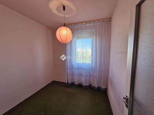 Eladó panellakás, Budapesten, III. kerületben 69.9 M Ft, 3 szobás