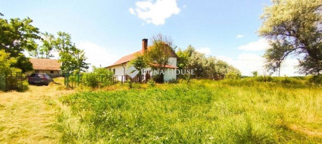 Eladó mezogazdasagi ingatlan, Pusztaszeren 32 M Ft, 5 szobás