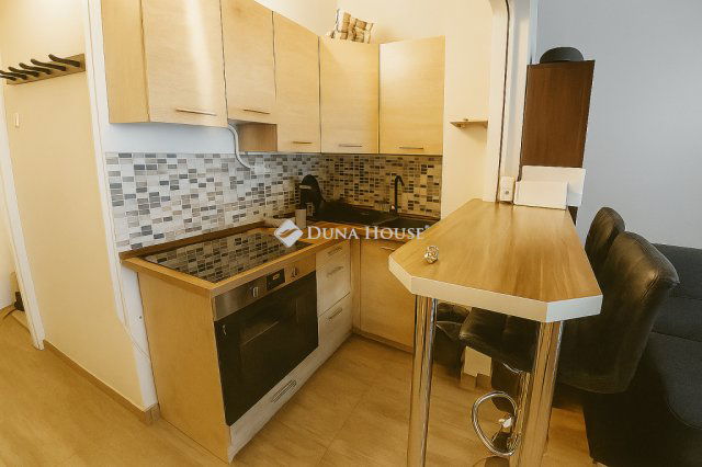 Eladó panellakás, Debrecenben 41 M Ft, 1 szobás