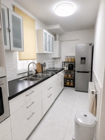 Eladó ikerház, Budapesten, X. kerületben 99 M Ft, 4 szobás