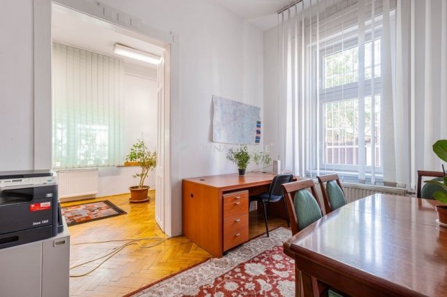 Eladó iroda, Budapesten, IV. kerületben 129.9 M Ft