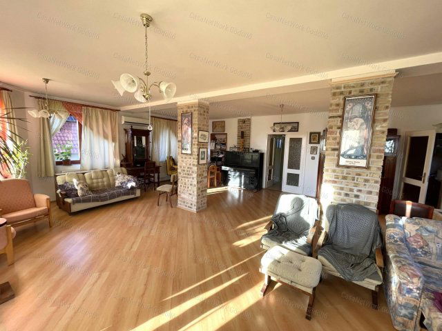 Eladó családi ház, Veresegyházon 149.9 M Ft, 4 szobás