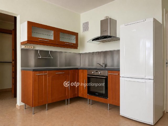 Eladó téglalakás, Budapesten, XVI. kerületben 86.4 M Ft