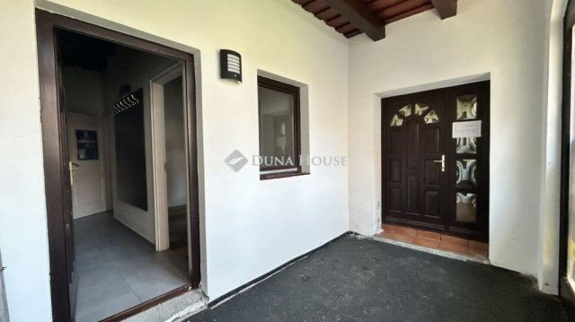 Eladó családi ház, Kőszegen 150 M Ft, 1 szobás