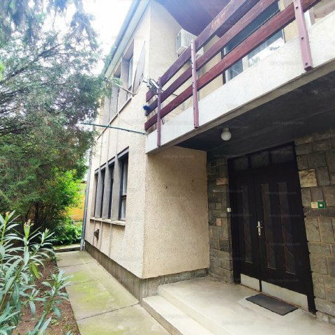 Eladó családi ház, Pécsett 89.99 M Ft, 6 szobás