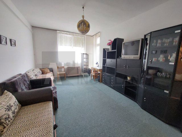 Eladó téglalakás, Kisteleken 36 M Ft, 2 szobás