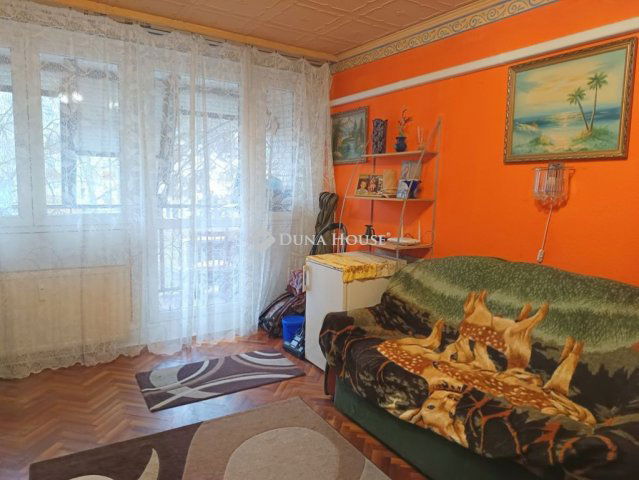 Eladó panellakás, Kaposváron, 48-as Ifjúság útján 27.9 M Ft