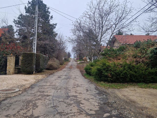 Eladó ikerház, Sülysápon 80 M Ft, 4 szobás